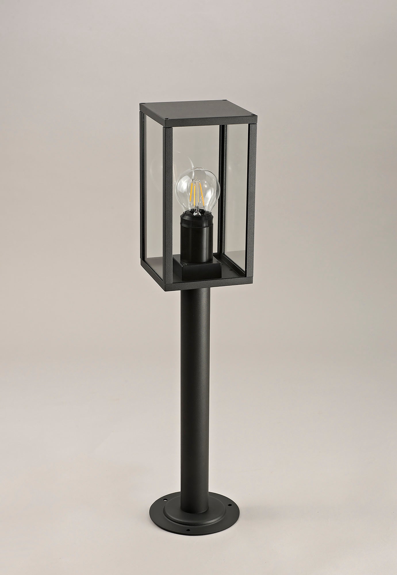 Briar Short Post, 1 x E27, IP54, Graphite Black, 2yrs Warranty 2