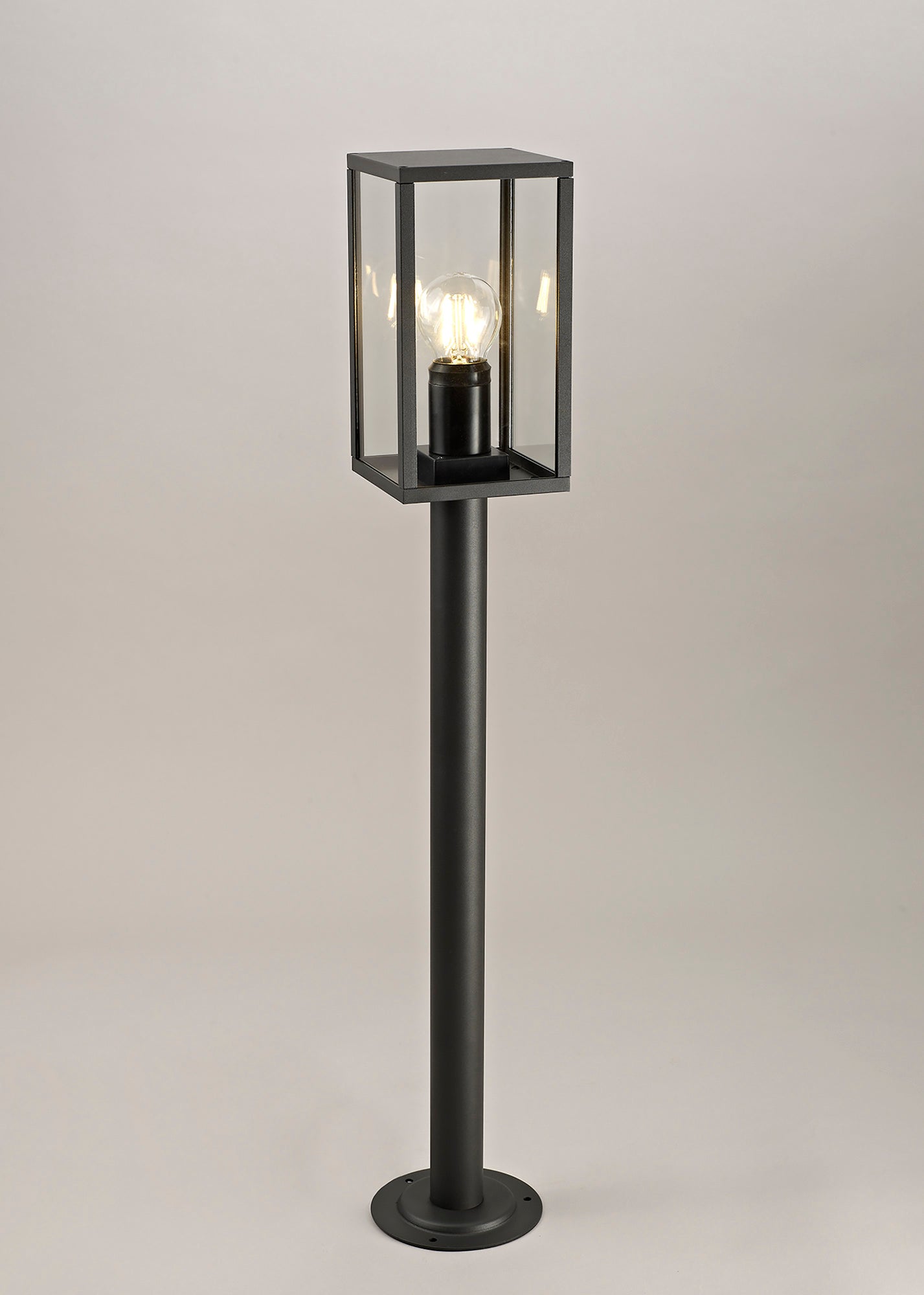 Briar Tall Post, 1 x E27, IP54, Graphite Black, 2yrs Warranty 2