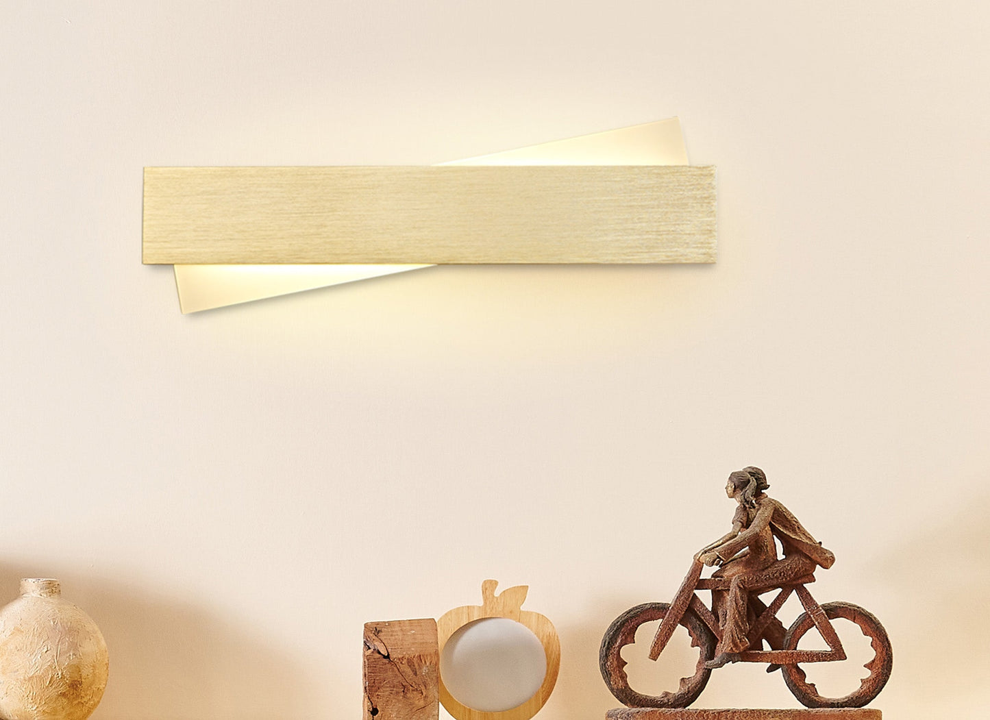 Weaver Wall Lamp, 1 x 8W LED, 3000K, 640lm, Brushed Gold and Frosted White, 3yrs Warranty 2