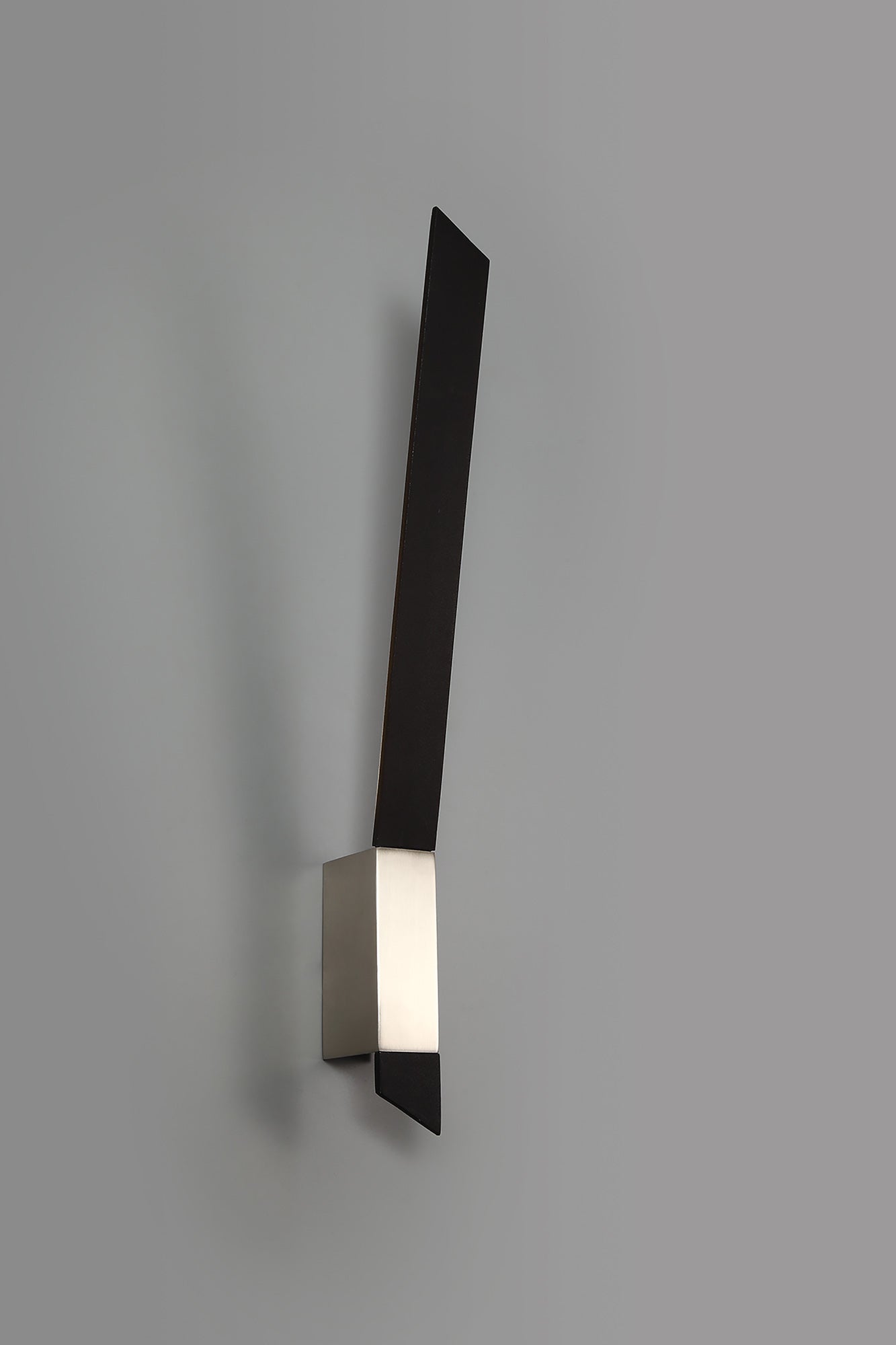 Foden Wall Lamp, 1 x 8W LED, 3000K, 560lm, Sand Black and Satin Nickel, 3yrs Warranty