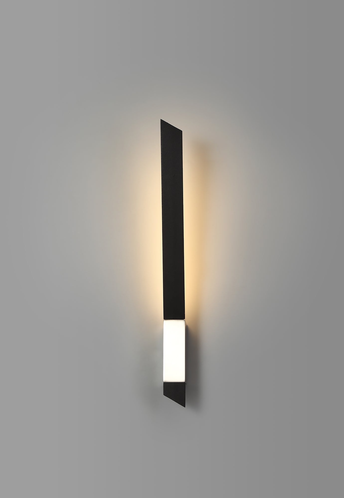 Foden Wall Lamp, 1 x 8W LED, 3000K, 560lm, Sand Black and Satin Nickel, 3yrs Warranty