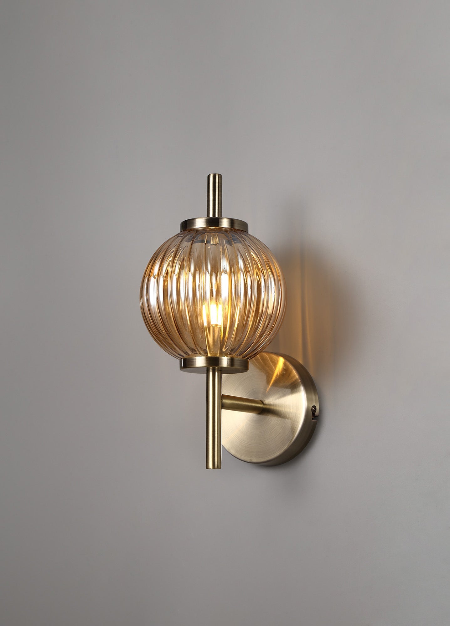 Quarry Wall Lamp, 1 x G9, Antique Brass and Amber Glass